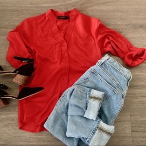 Red Button Up V-neck Blouse 🔥
